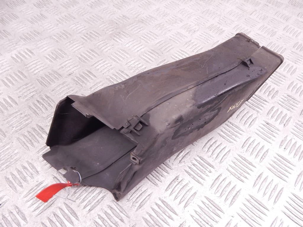 Воздуховод тормозной правый к BMW 5 E39 Рестайлинг (00-04)