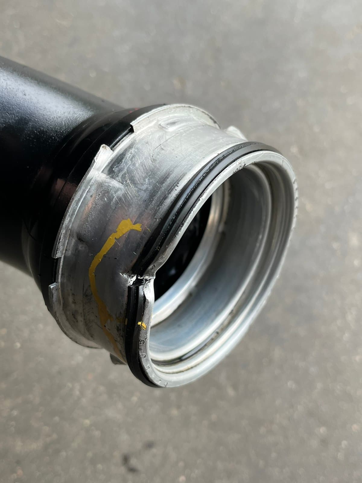 Патрубок интеркулера к BMW X5 E70 (06-10)