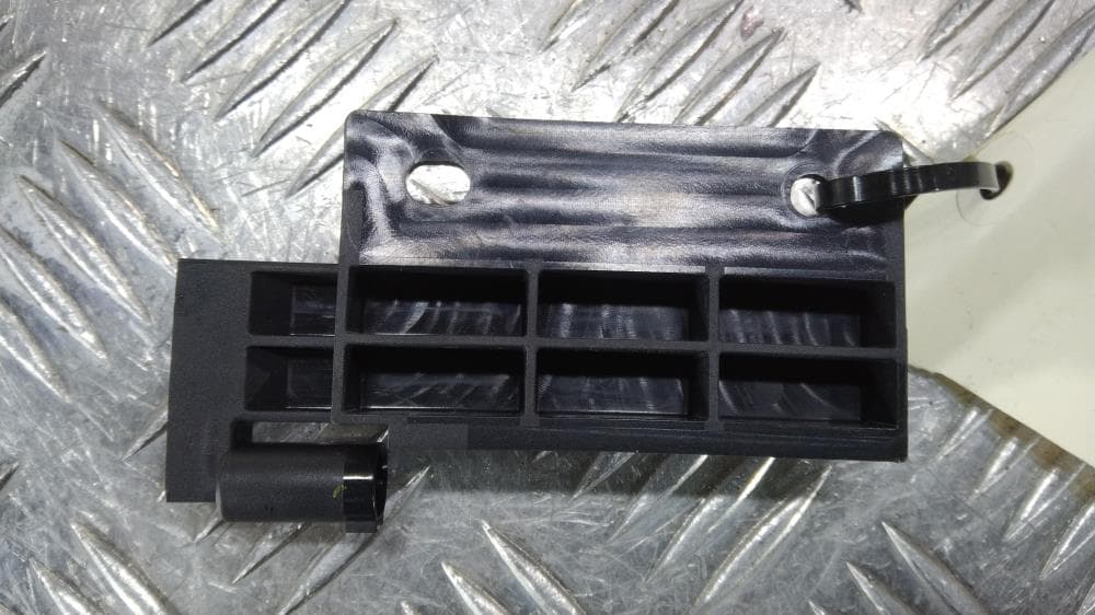 Антенна к Jeep Grand Cherokee WL (21-24)