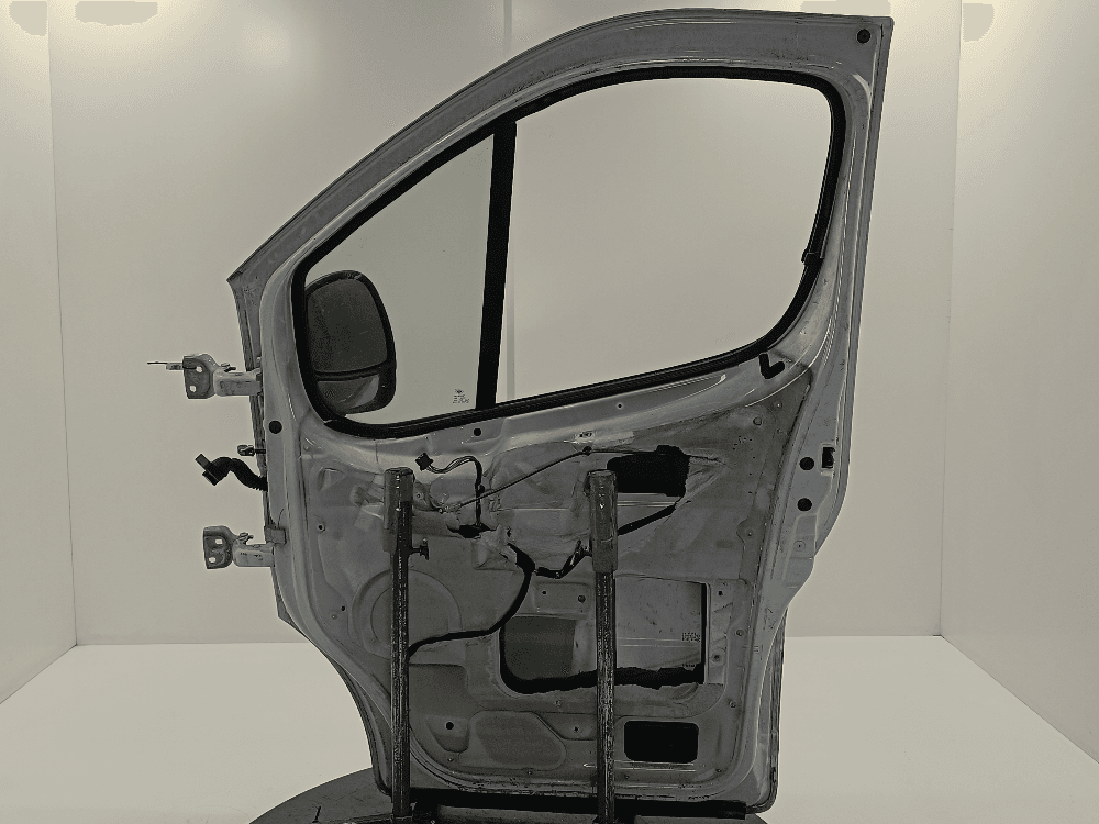Дверь передняя правая к Renault Trafic 2 (01-06)