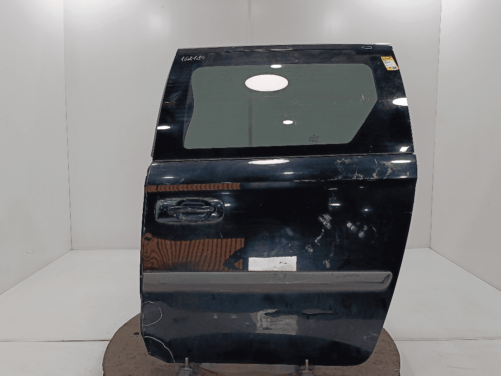 Дверь сдвижная левая к Chrysler Voyager 4 (01-04)