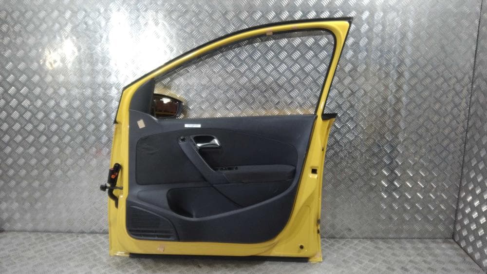 Дверь передняя правая к Volkswagen Polo 5 (09-15)