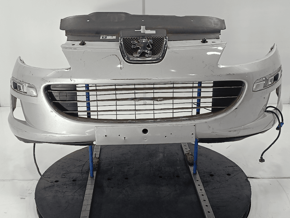 Бампер передний к Peugeot 407 (04-11)