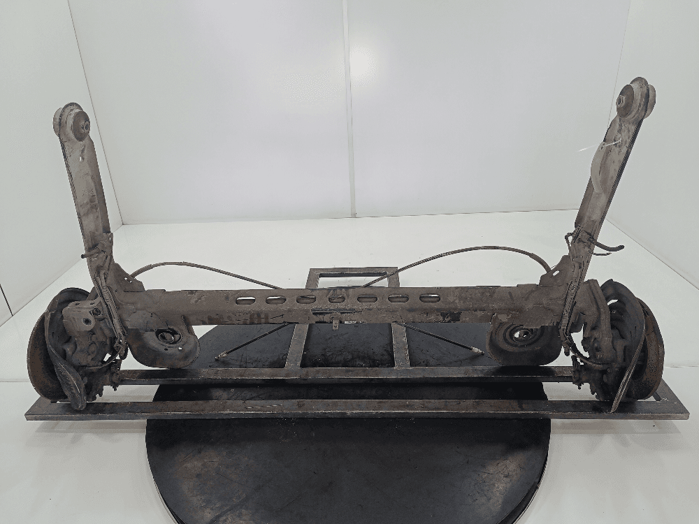 Балка подвески задняя к Renault Trafic 2 (01-06)