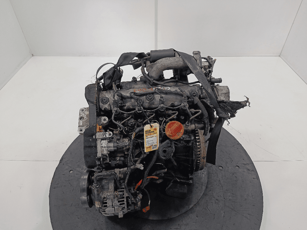 Двигатель к Renault Laguna 2 (01-05)