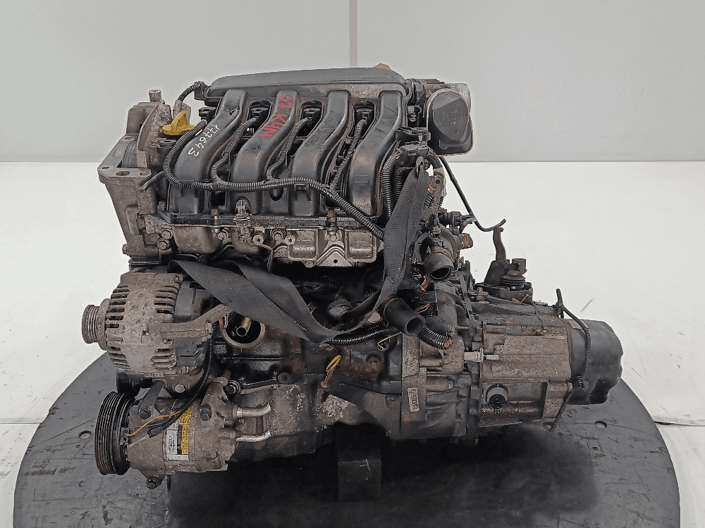 Двигатель к Renault Scenic 2 (03-06)