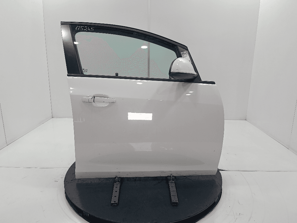 Дверь передняя правая к Opel Astra J (09-12)