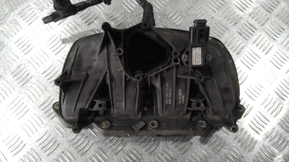 Коллектор впускной к Volkswagen Golf 6 (08-15)