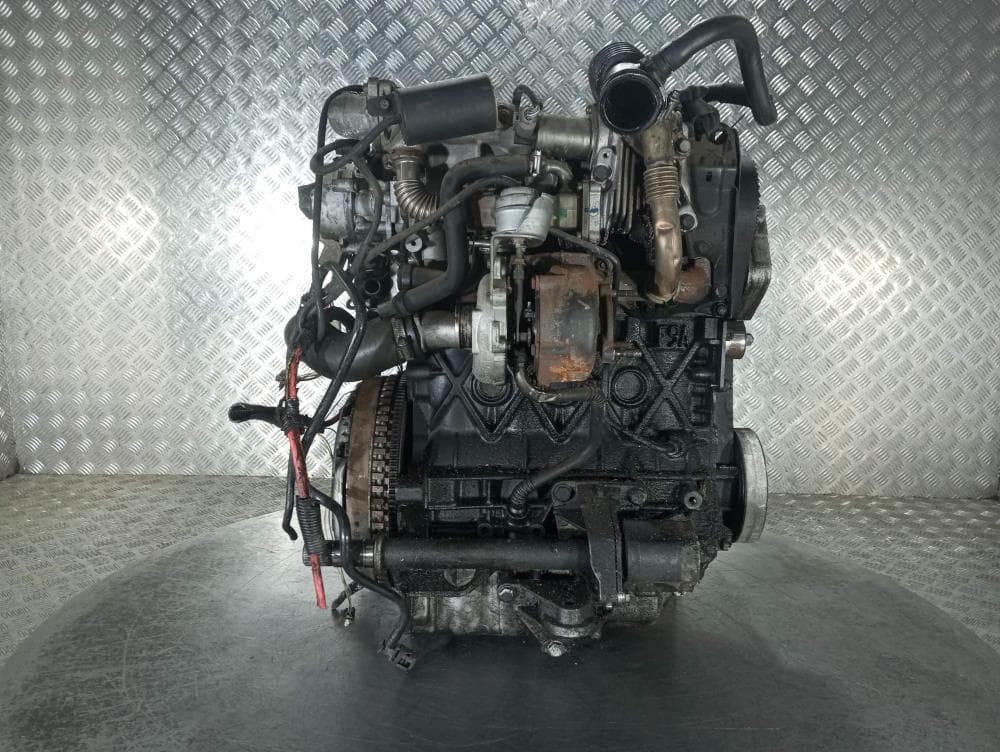 Двигатель к Renault Scenic 2 (03-06)