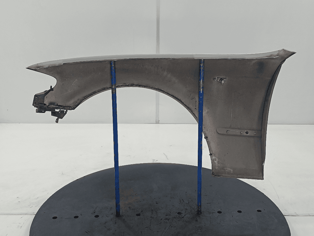 Крыло переднее правое к BMW 3 E46 Рестайлинг (01-07)