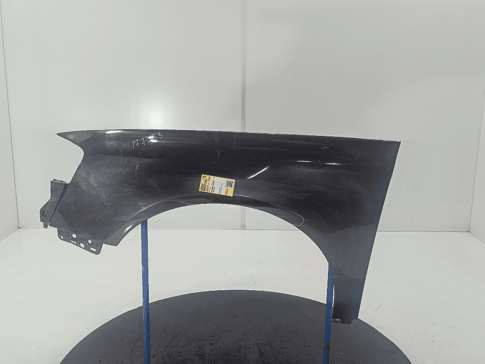 Крыло переднее левое к Volkswagen Passat B6 (05-10)