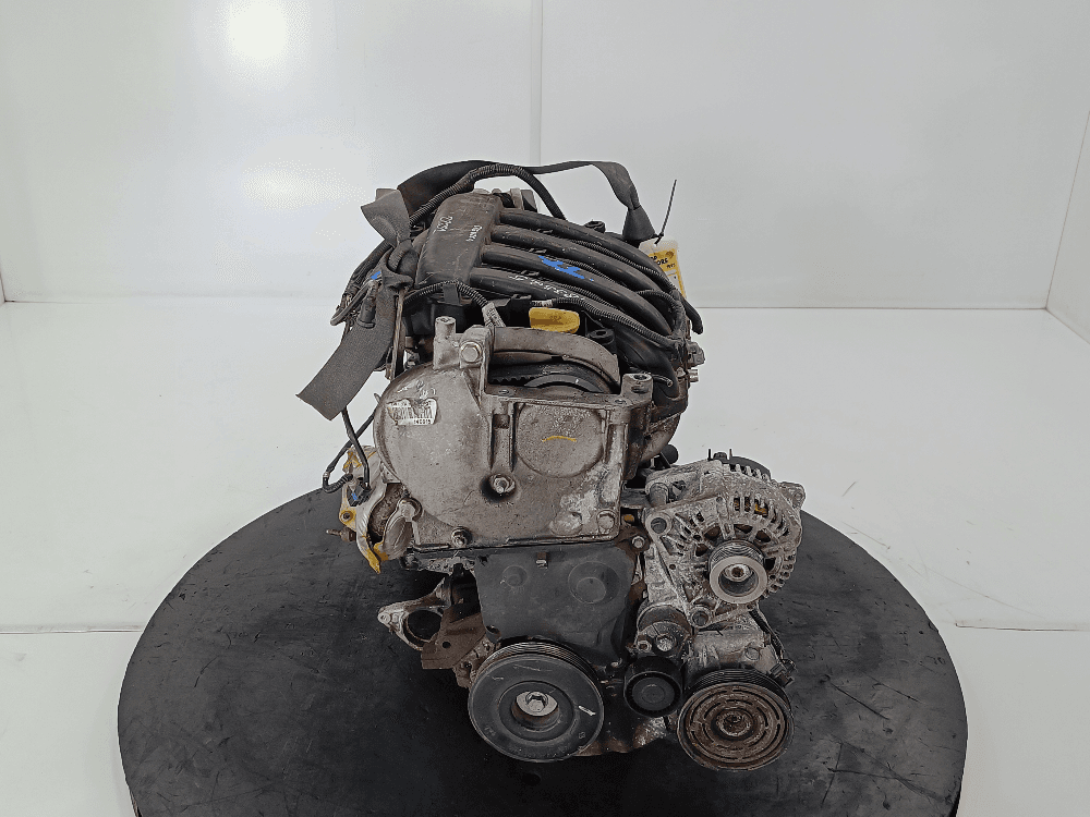 Двигатель к Renault Scenic 2 (03-06)