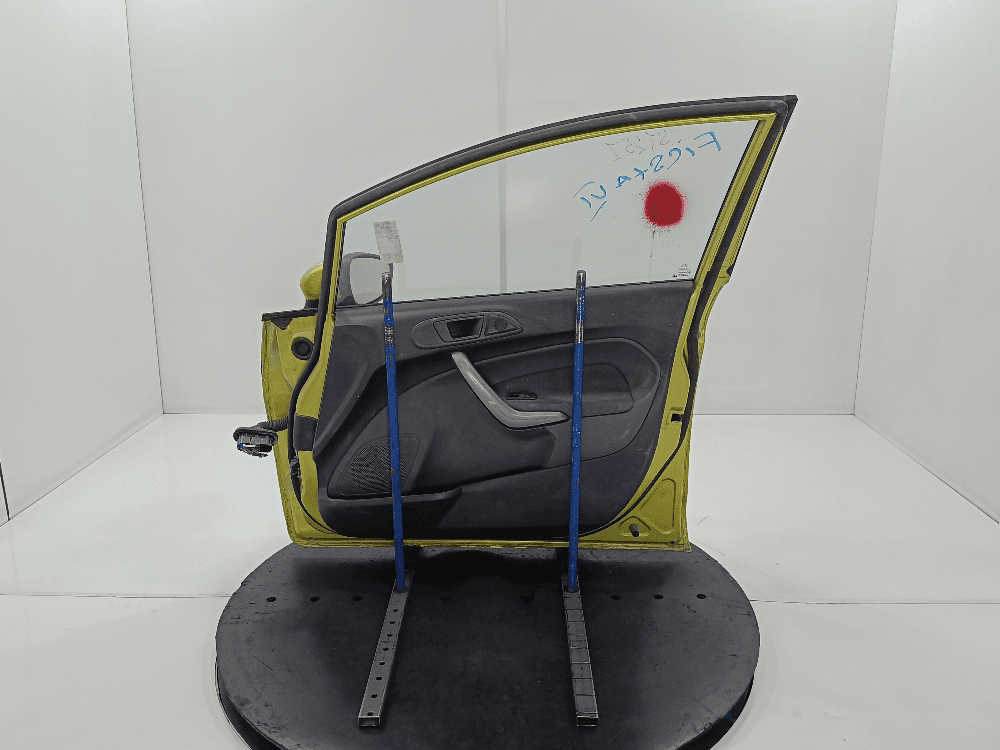 Дверь передняя правая к Ford Fiesta 6 (08-13)