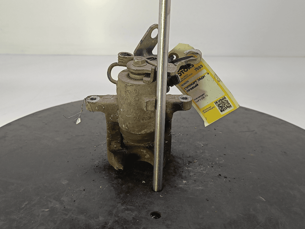 Суппорт задний правый к Volkswagen Golf 6 (08-15)