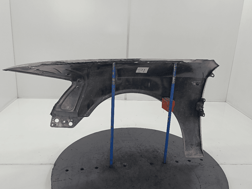 Крыло переднее правое к Audi A6 C6/4F (04-08)