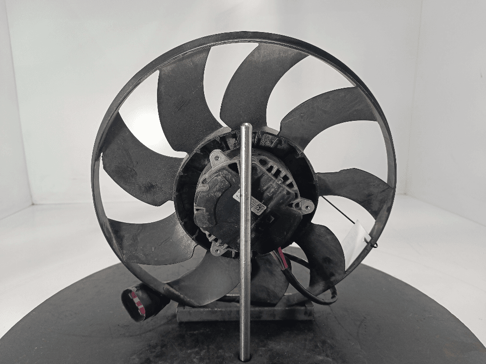 Вентилятор радиатора к Volkswagen Touareg 3 (18-24)