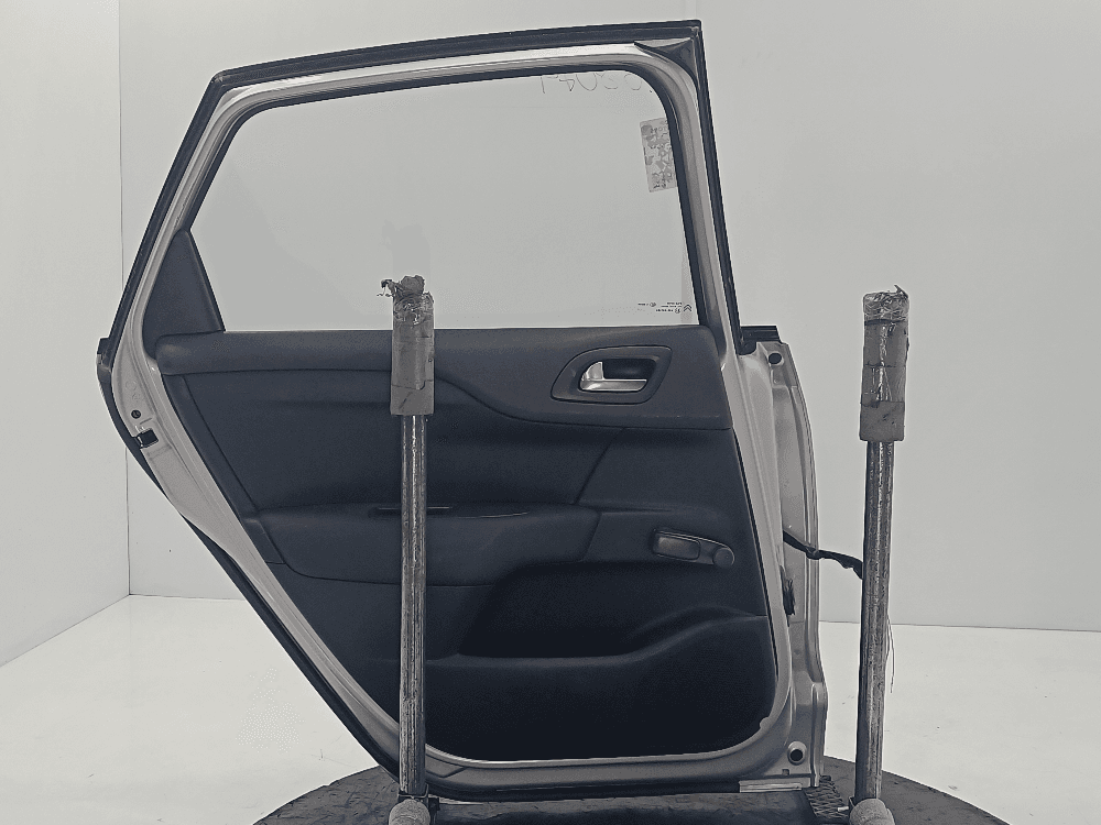 Дверь задняя левая к Citroen C4 2 (10-16)