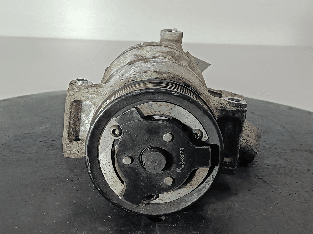 Компрессор кондиционера к Volkswagen Golf 5 (03-09)