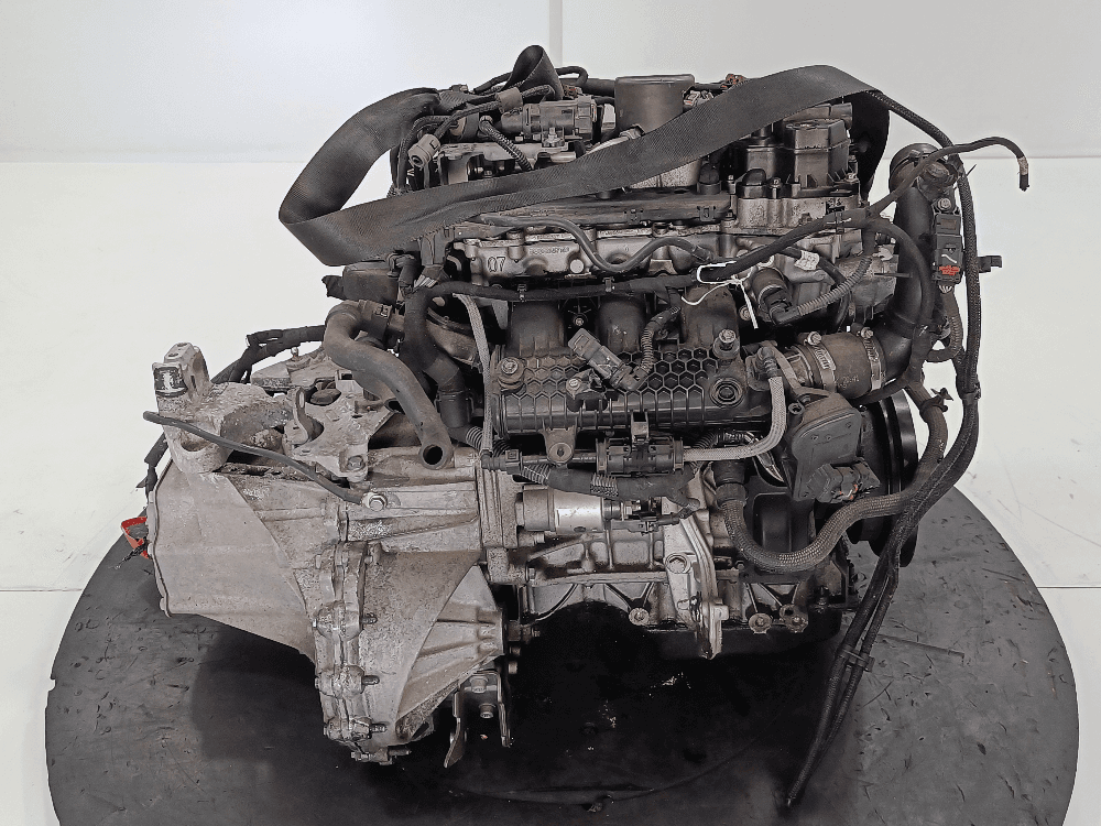 Двигатель к Peugeot 308 2 (13-17)