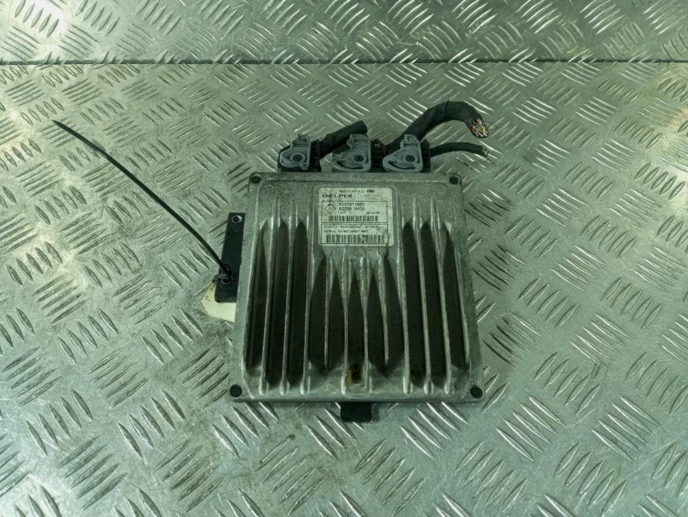 Блок управления двигателем к Renault Clio 3 (05-09)