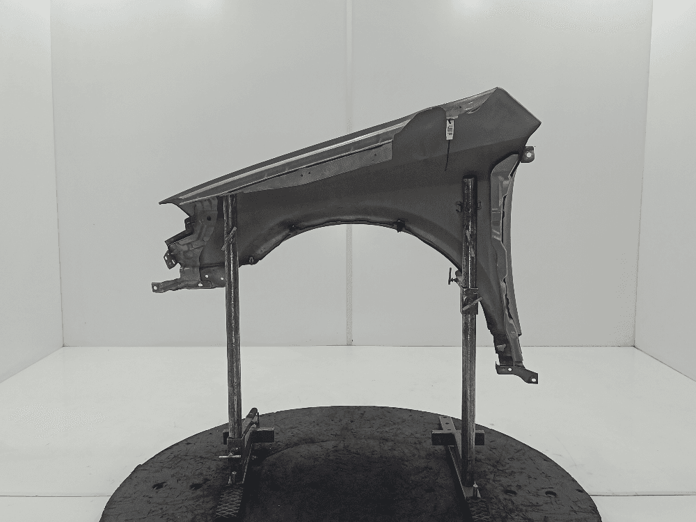 Крыло переднее правое к Nissan  Primera P12 (02-08)