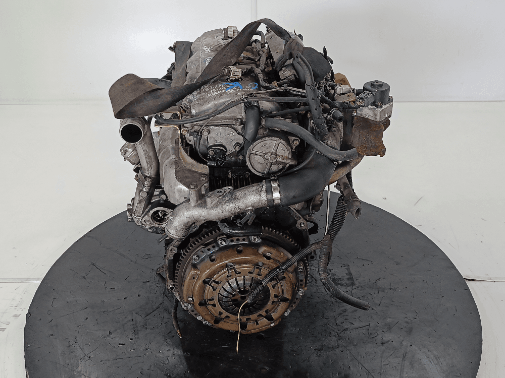 Двигатель к Nissan  Primera P12 (02-08)