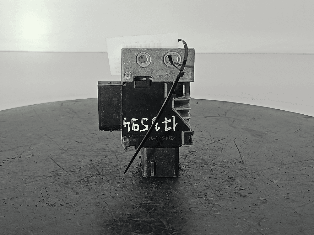 Реле накала свечей к Renault Master 3 Рестайлинг (14-24)