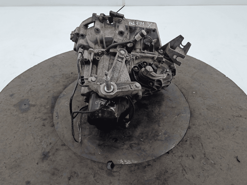 КПП механическая (МКПП) к Renault Scenic 2 (03-06)