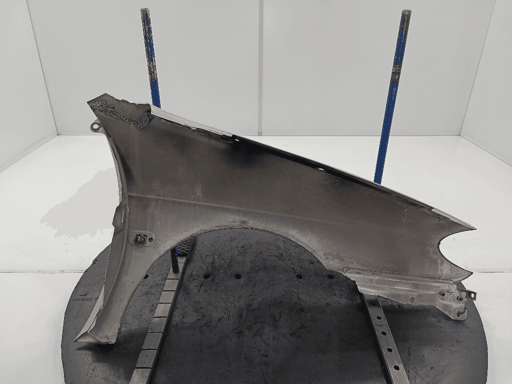 Крыло переднее левое к Renault Megane 1 Рестайлинг (99-03)