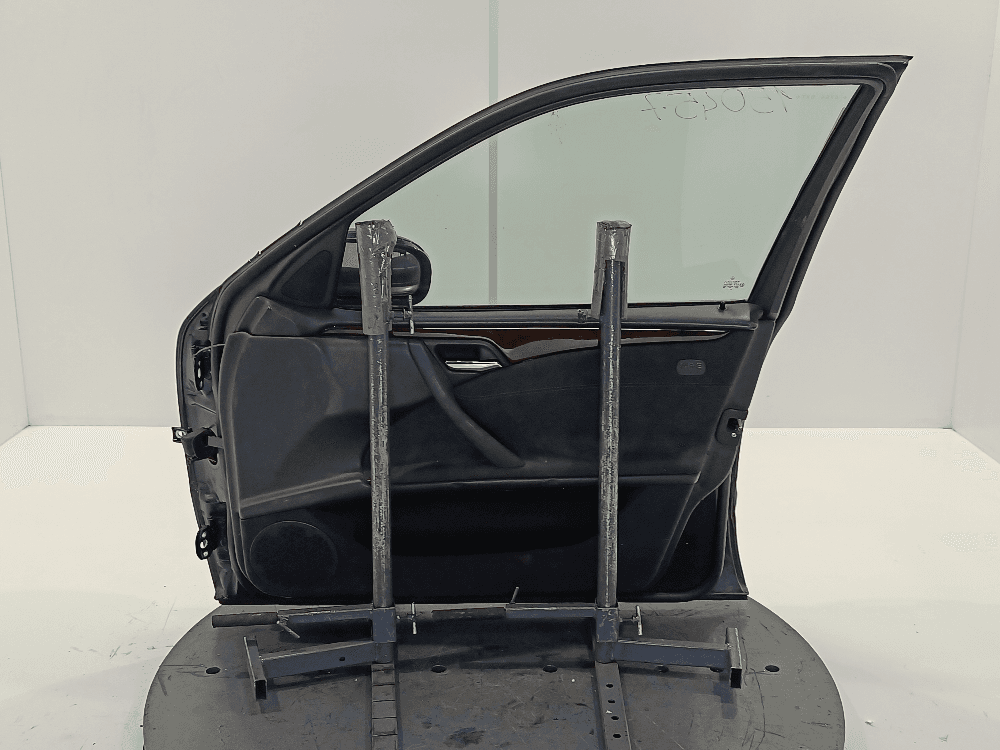 Дверь передняя правая к Mercedes E Class W210/S210 Рестайлинг (99-02)