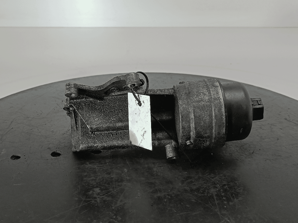 Корпус масляного фильтра к Peugeot 207 (06-09)