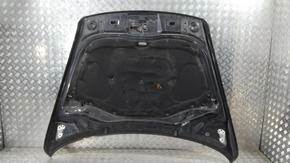 Капот к Volkswagen Touareg 1 (02-07)