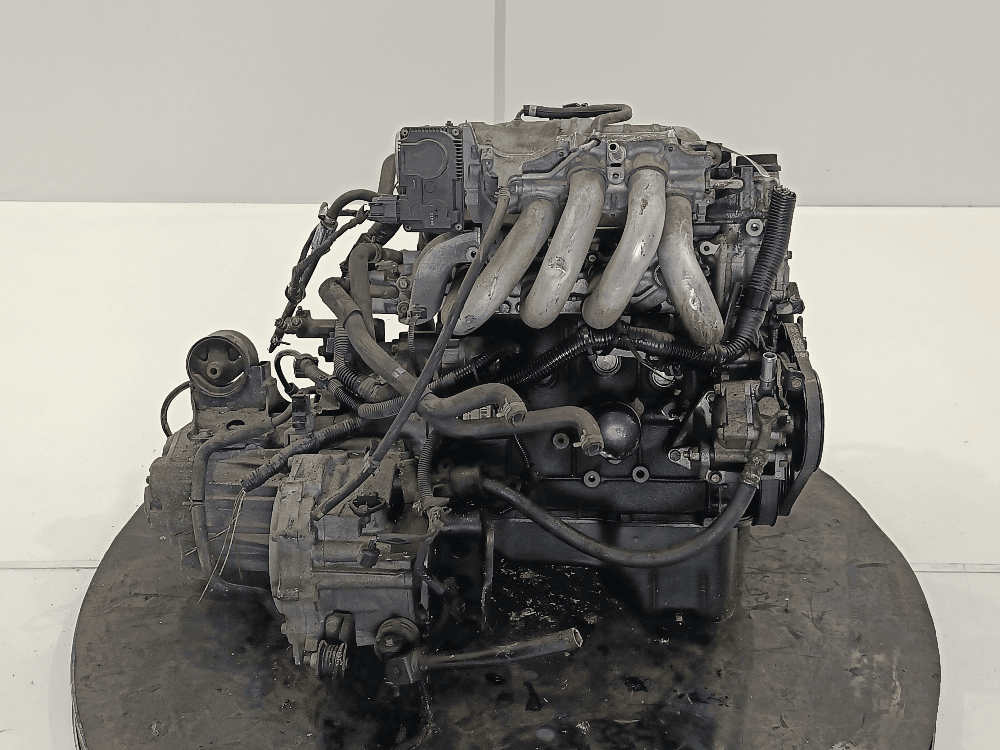 Двигатель к Nissan  Primera P12 (02-08)