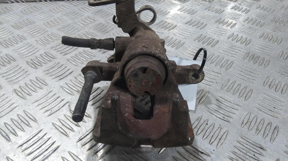 Суппорт задний правый к Fiat Stilo (01-10)