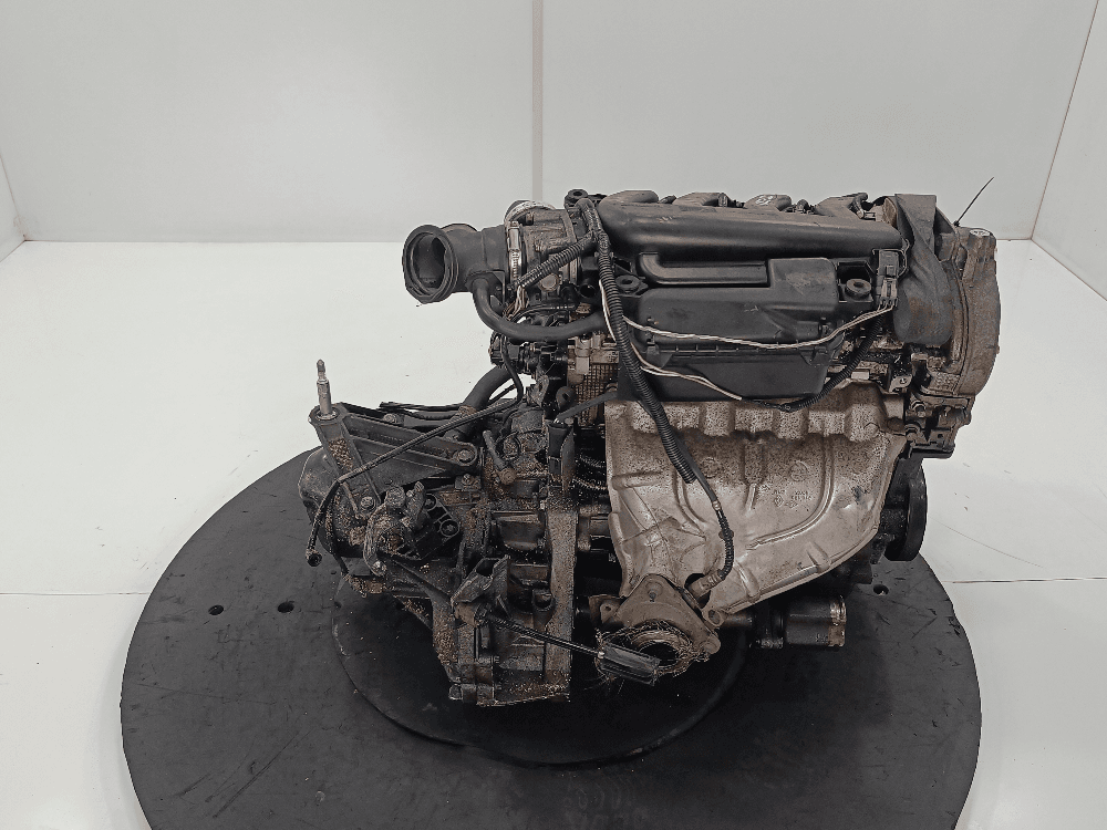 Двигатель к Renault Scenic 2 (03-06)