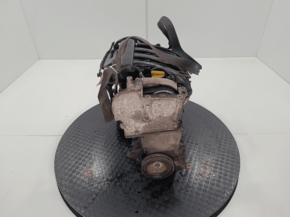 Двигатель к Renault Megane 2 (02-06)