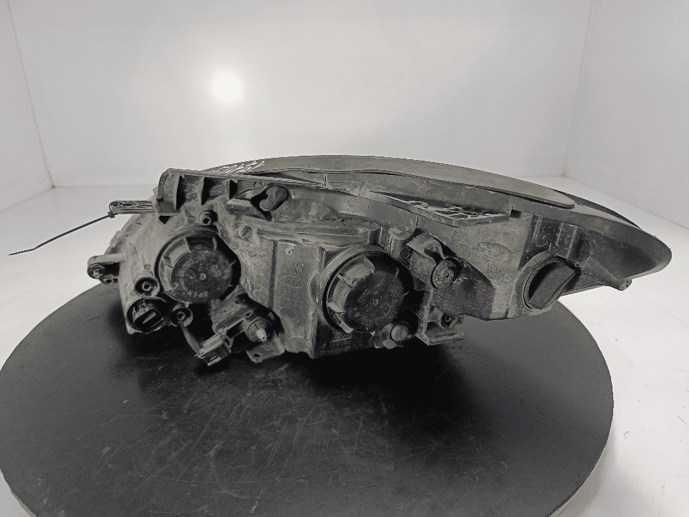 Фара правая к Kia Ceed 1 (06-10)