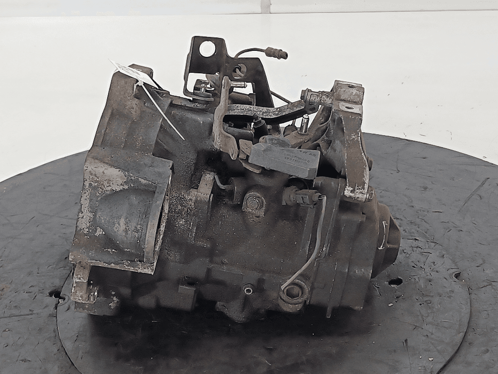 КПП механическая (МКПП) к Volkswagen Golf 5 (03-09)