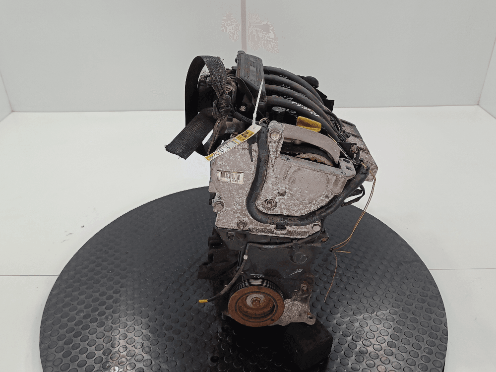 Двигатель к Renault Clio 2 Рестайлинг (01-03)