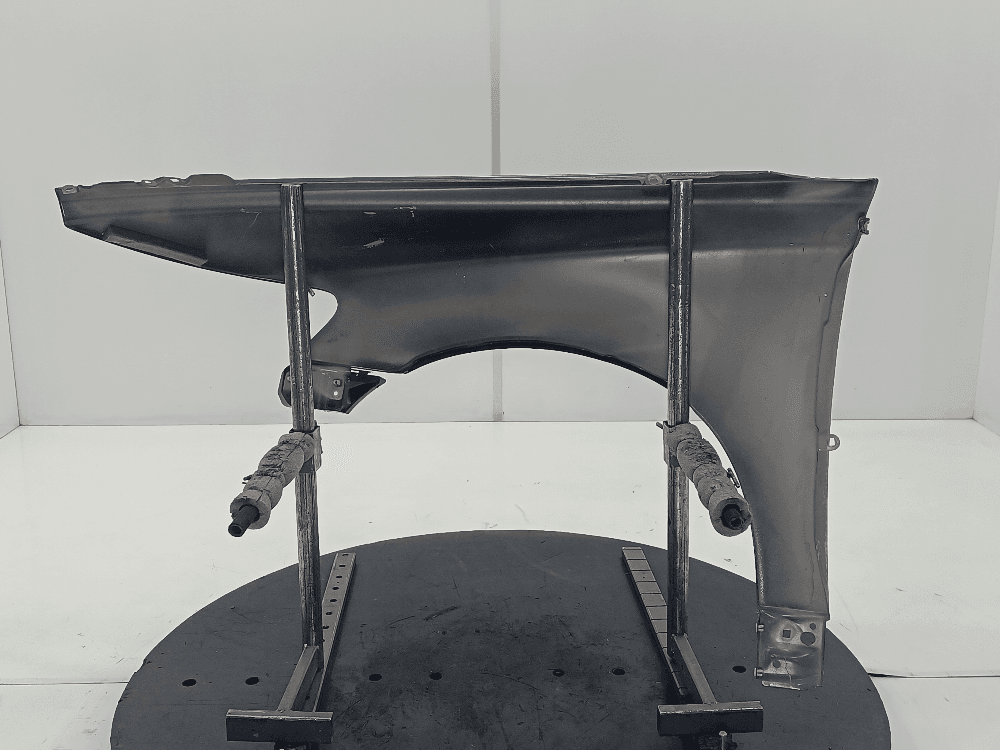 Крыло переднее правое к Volvo V50 (03-10)