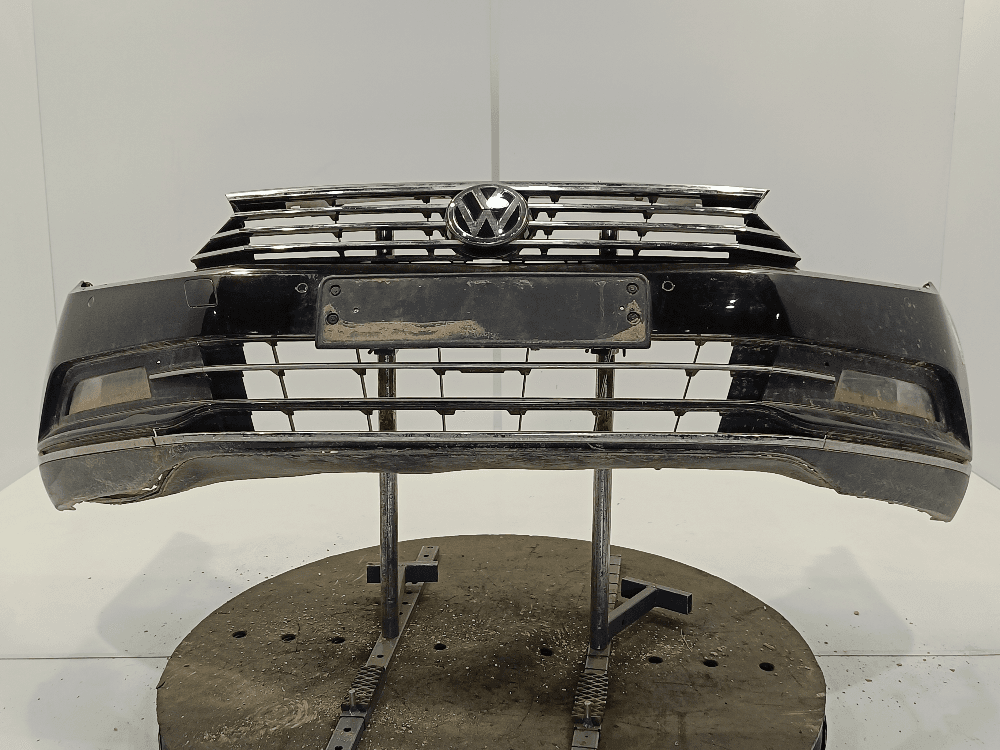 Бампер передний к Volkswagen Passat B8 (14-19)