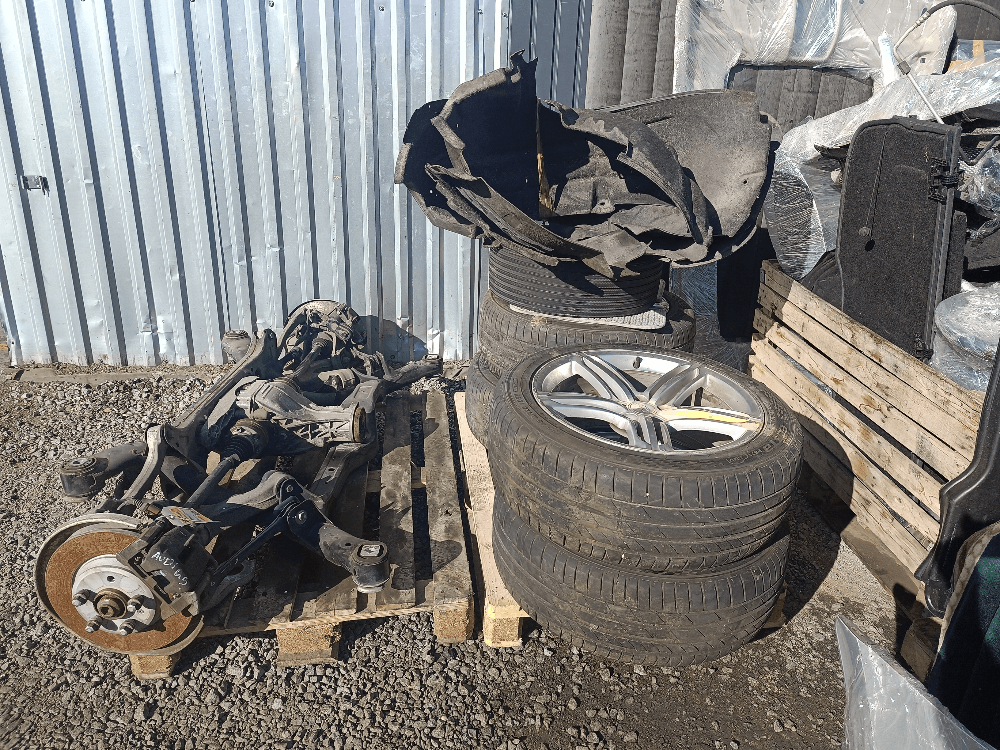 Машинокомплект к Audi Q5 8R (08-12)