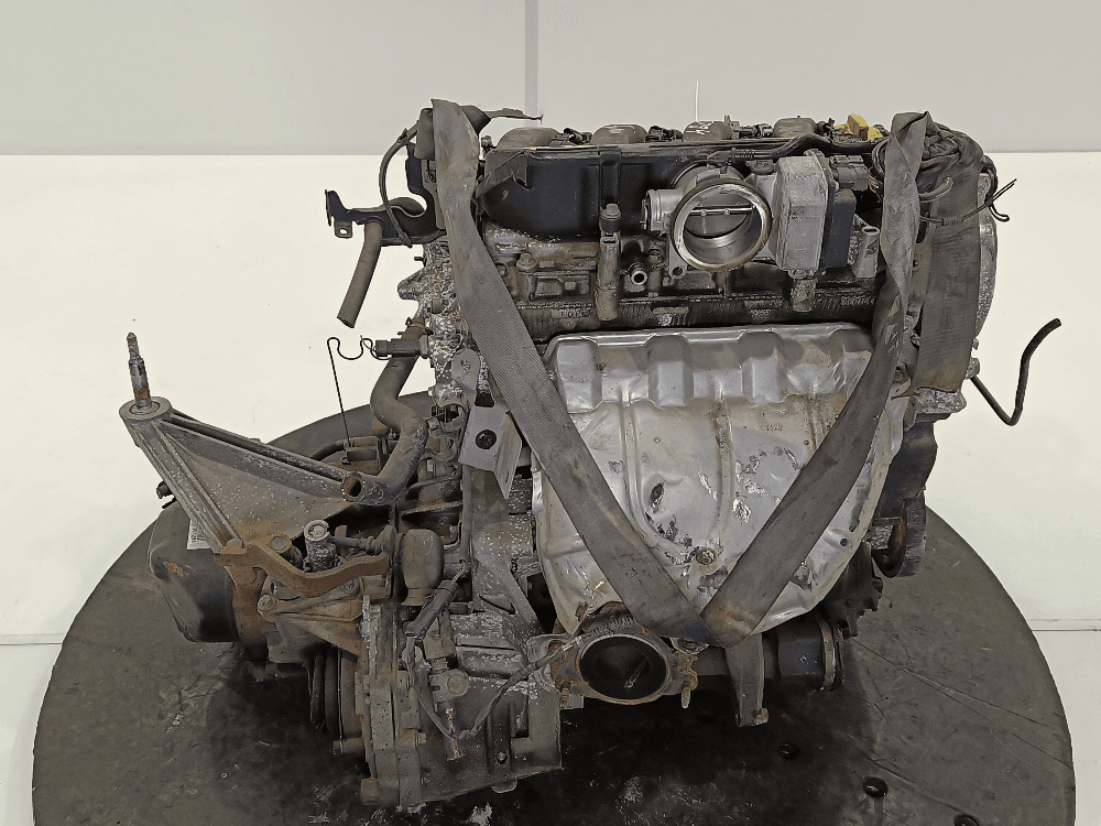 Двигатель к Renault Laguna 2 (01-05)