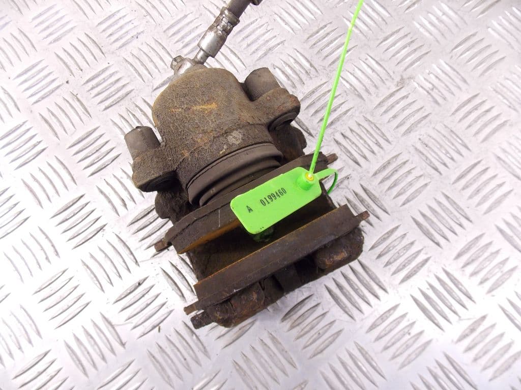 Суппорт передний правый к Audi A3 8L (96-00)