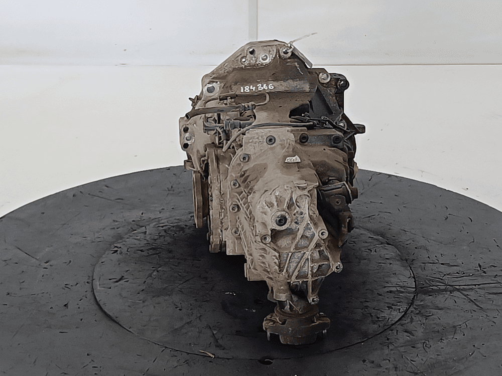 КПП механическая (МКПП) к Audi A4 B6 (01-05)
