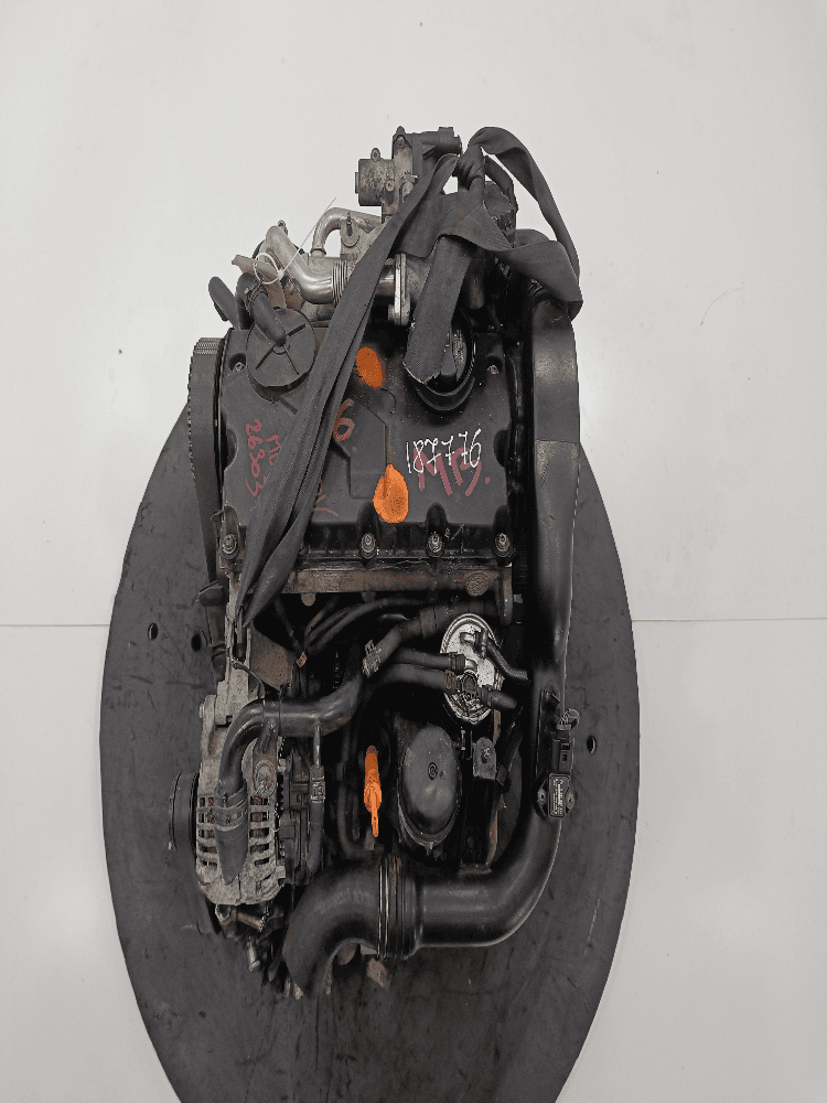 Двигатель к Audi A4 B7 (04-09)