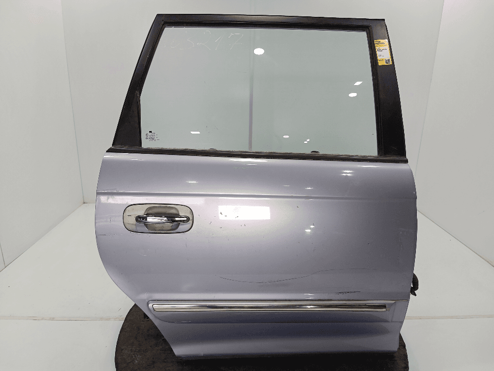 Дверь задняя правая к Hyundai Trajet (00-04)