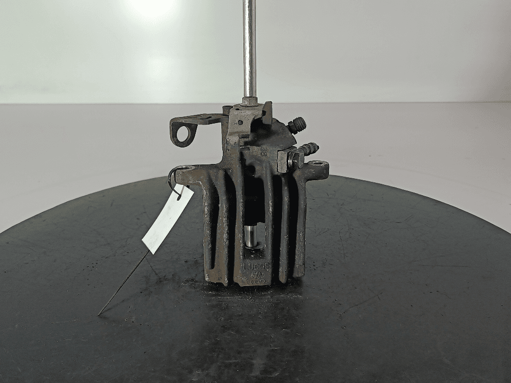 Суппорт задний правый к Volkswagen Golf 4 (97-06)