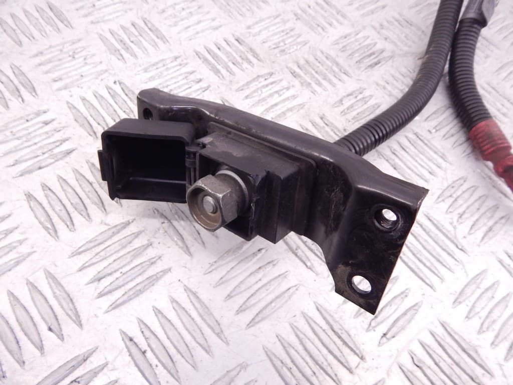 Провод стартера к BMW 5 E39 (95-00)