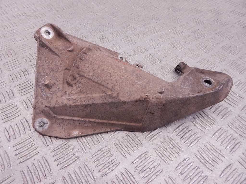 Кронштейн двигателя к Land-Rover Range Rover 3 (02-05)